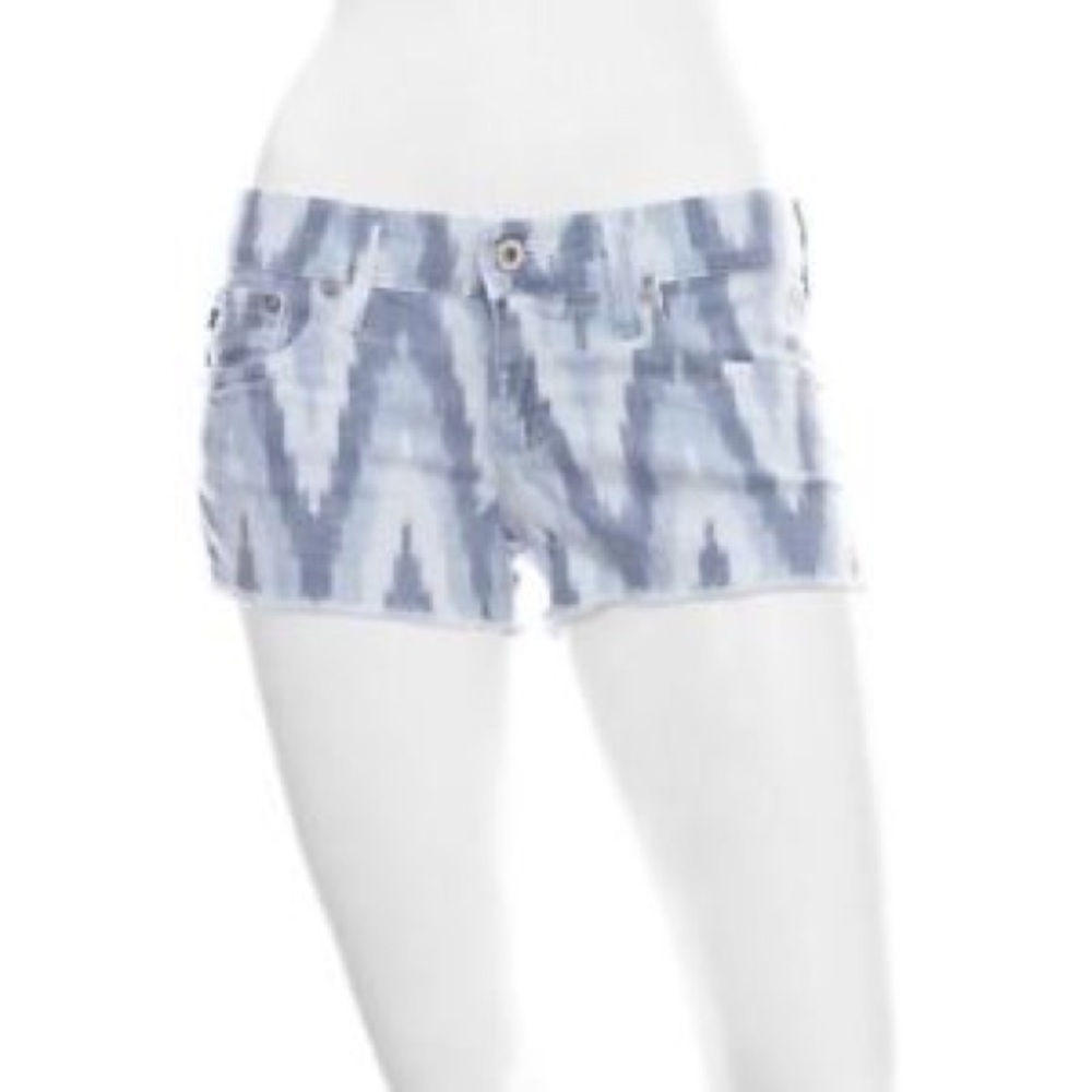AG Daisy Low Rise Short in Blue Ikat